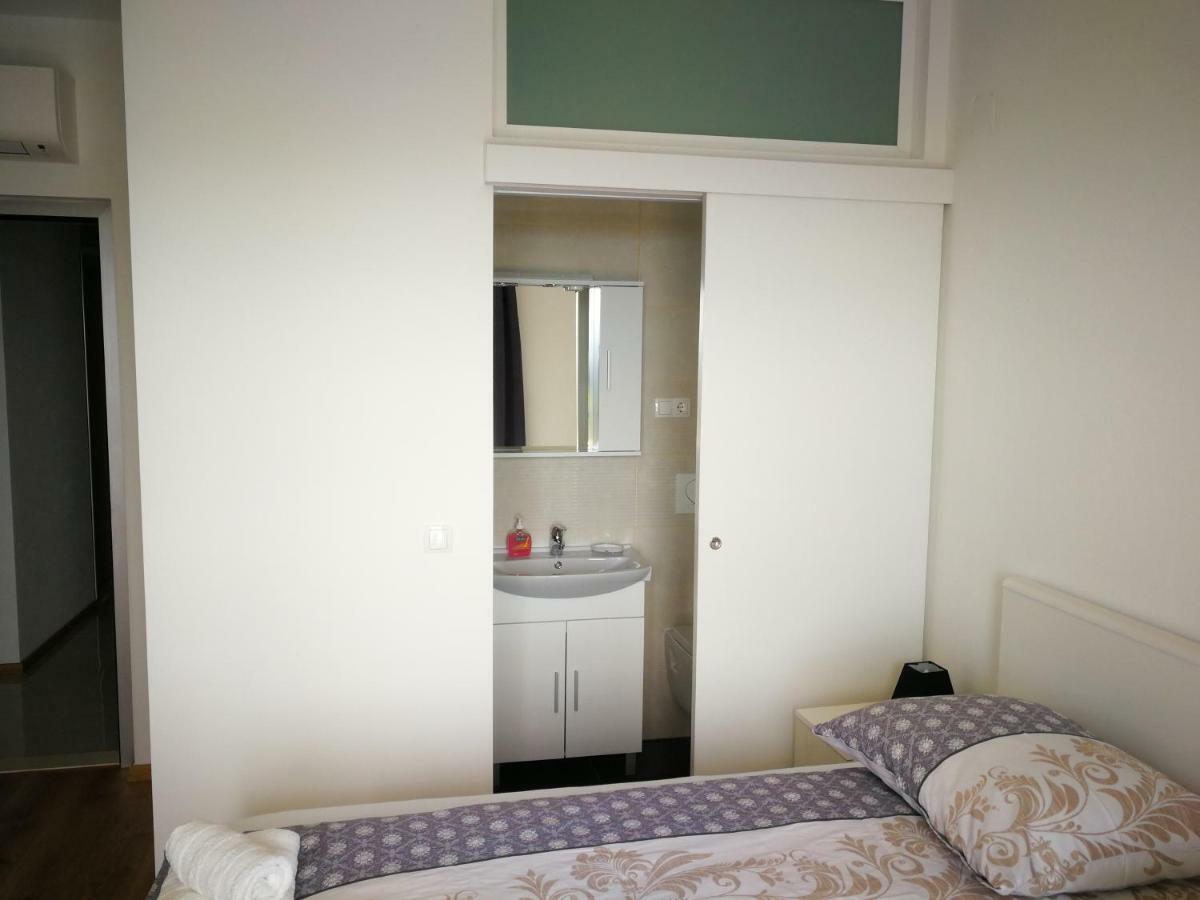 Villa Confido Luxury Apartment 01 Donji Seget Zewnętrze zdjęcie