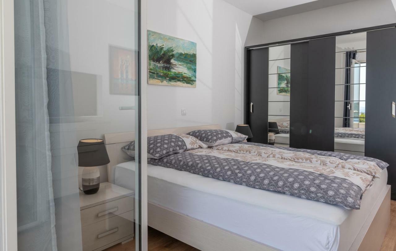 Villa Confido Luxury Apartment 01 Donji Seget Zewnętrze zdjęcie